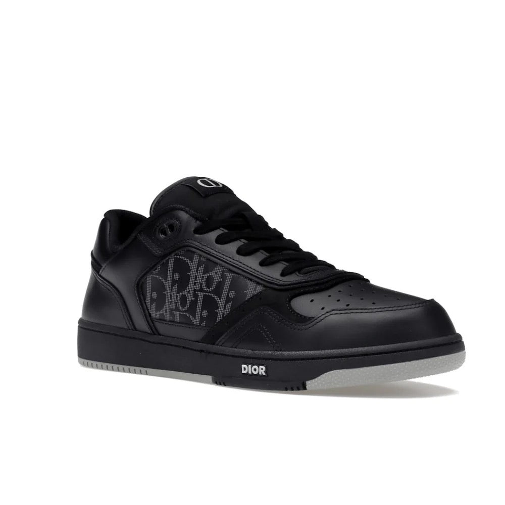 "B27" Low Sneaker